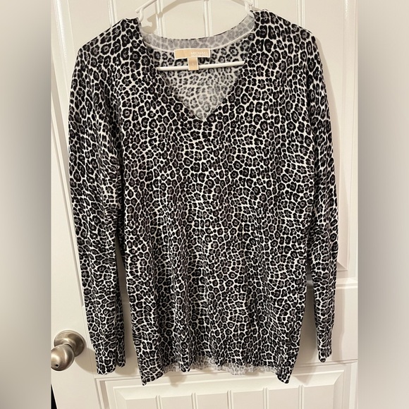 MICHAEL Michael Kors Tops - ‼️Final clearance‼️Michael kors